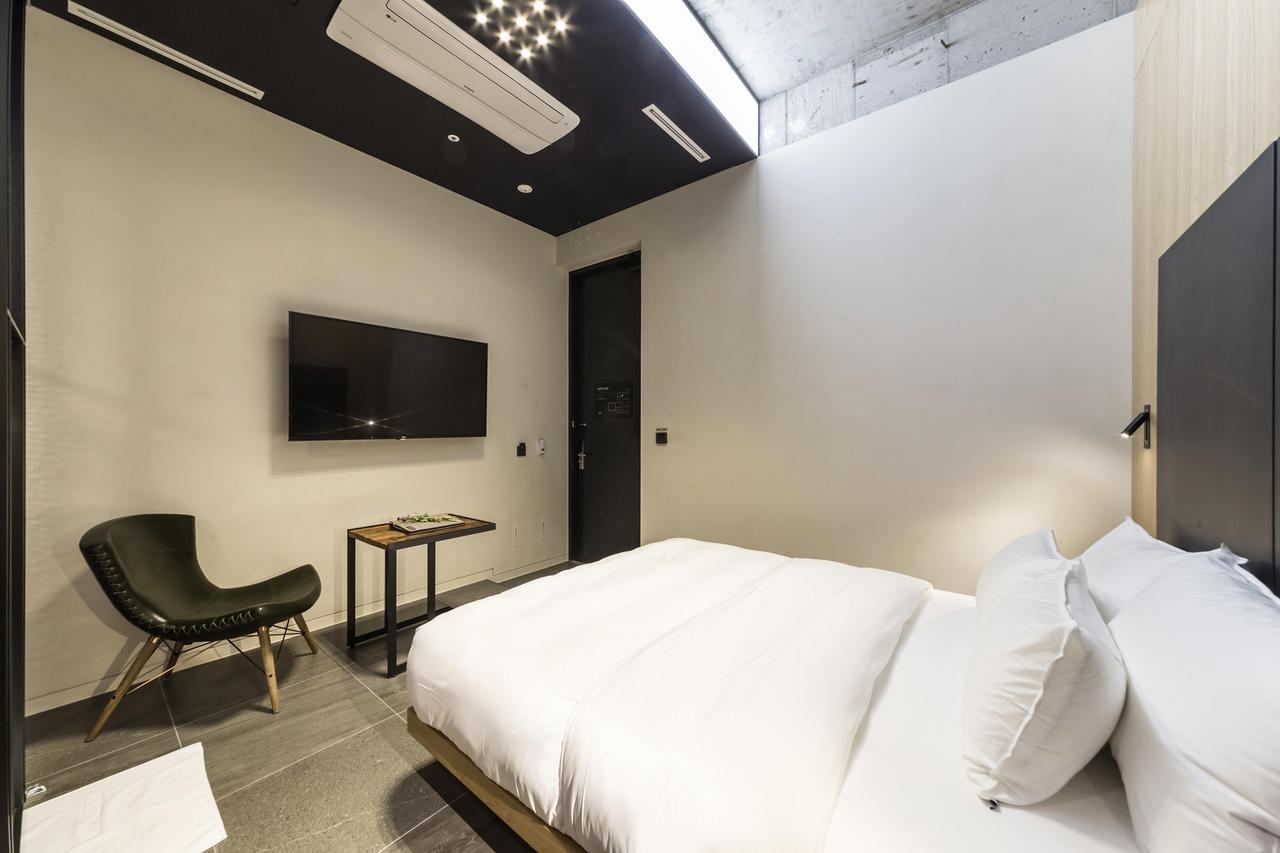 Hotel The Artist Dongdaemun Seoul Exterior photo